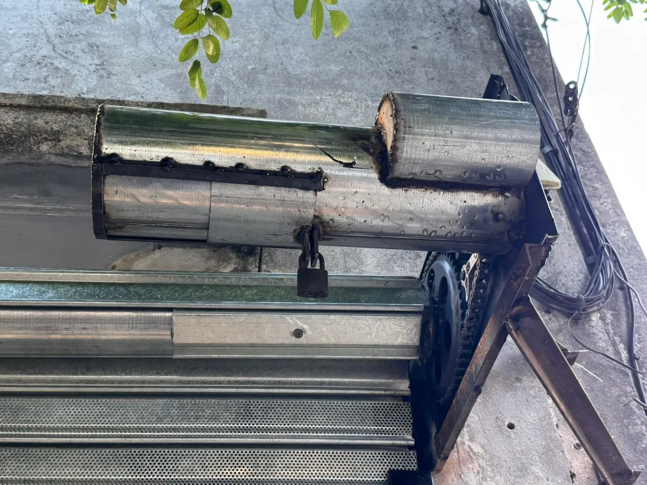 Proyecto de Cortinas Metálicas La Nueva