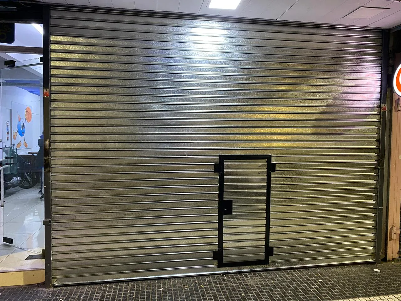 Proyecto de Cortinas Metálicas La Nueva